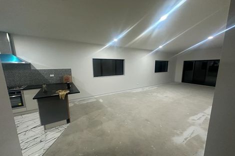 Photo of property in 6 Nagra Lane, Papakura, 2110