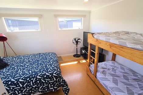 Photo of property in 106 Nikau Close, Matarangi, Whitianga, 3592