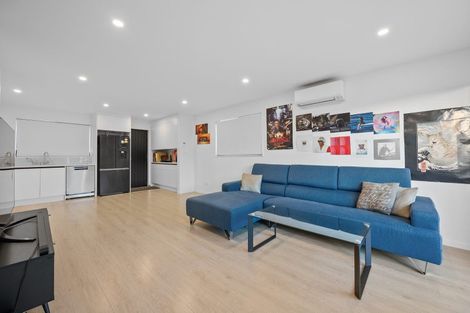 Photo of property in 1/135 Lancaster Road, Beach Haven, Auckland, 0626