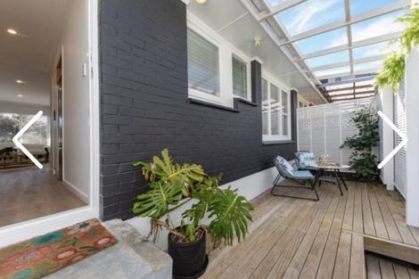 Photo of property in 2/71 Mount Smart Road, Onehunga, Auckland, 1061