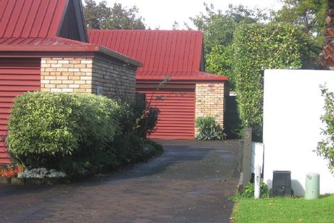 Photo of property in 2/5 Dayspring Way, Pakuranga, Auckland, 2010