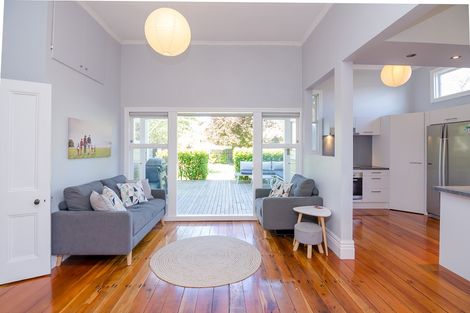 Photo of property in 16 King Street, Carterton, 5713