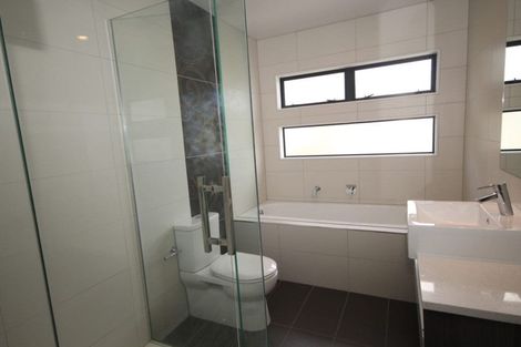 Photo of property in 21a Dallinghoe Crescent, Milford, Auckland, 0620