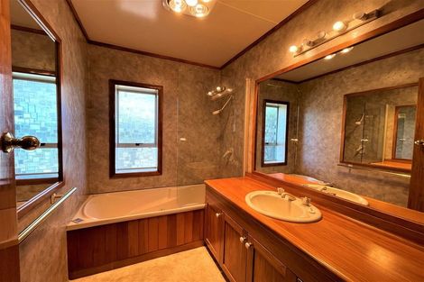 Photo of property in 36 Saint Catherine Street, Kaitangata, 9210