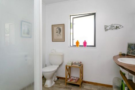 Photo of property in 193 Te Rangitautahanga Road, Turangi, 3334