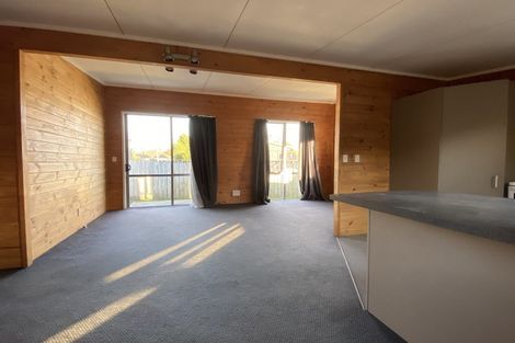 Photo of property in 25a Yeats Crescent, Fairfield, Hamilton, 3214