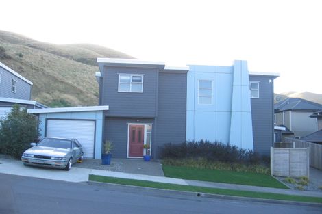 Photo of property in 10 Erlestoke Crescent, Churton Park, Wellington, 6037