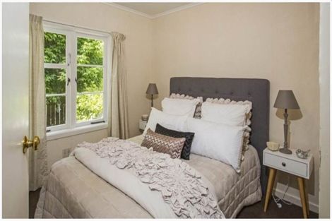 Photo of property in 3/11 Glenfern Road, Mellons Bay, Auckland, 2014