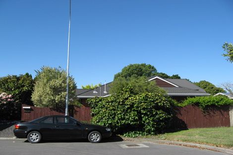 Photo of property in 16 Lavandula Crescent, Burnside, Christchurch, 8042