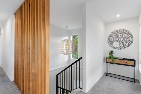 Photo of property in 1/98 Park Rise, Campbells Bay, Auckland, 0630