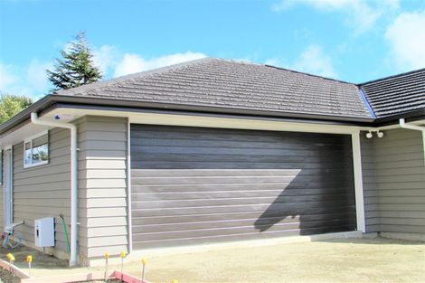 Photo of property in 17 Poulson Grove, Trentham, Upper Hutt, 5018