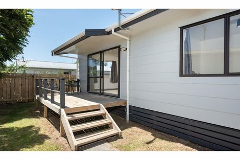 Photo of property in 8a Solomon Street, Brookfield, Tauranga, 3110