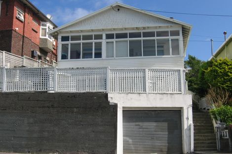Photo of property in 15 Hankey Street, Mount Cook, Wellington, 6011