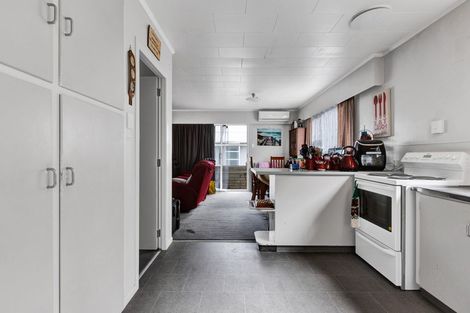 Photo of property in 15b Parsons Street, Vogeltown, New Plymouth, 4310