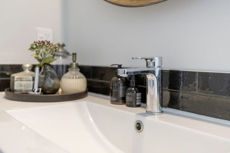 Photo of property in 3 Kohuhu Place, Motuoapa, 3382