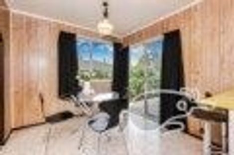 Photo of property in 4 Forest Hill Road, Henderson, Auckland, 0612