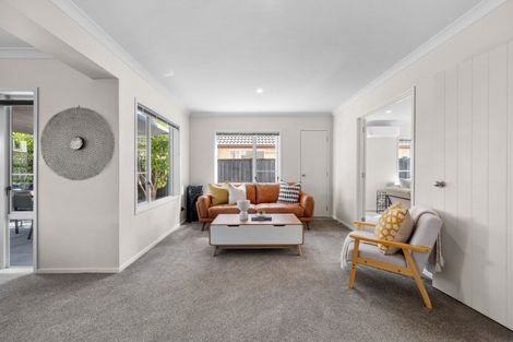 Photo of property in 8 Plantation Avenue, Flat Bush, Auckland, 2016