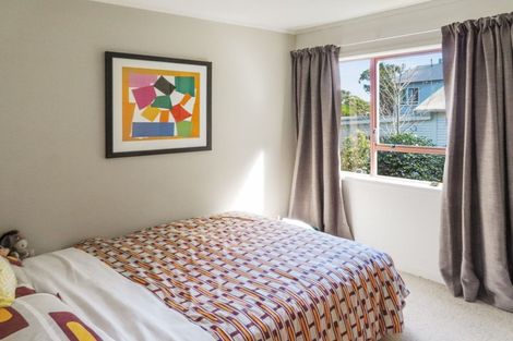 Photo of property in 3/249 Muritai Road, Eastbourne, Lower Hutt, 5013