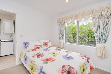 Photo of property in 63 Landsdowne Terrace, Cashmere, Christchurch, 8022