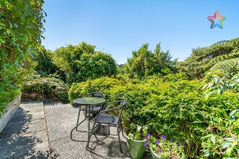 Photo of property in 22 Cedar Street, Maungaraki, Lower Hutt, 5010