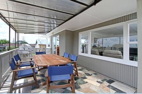 Photo of property in 151 Tirimoana Road, Te Atatu South, Auckland, 0602