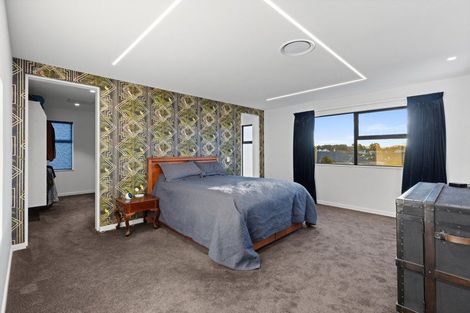 Photo of property in 1 De Surville Way, Pegasus, 7612