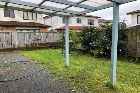 Photo of property in 25 Maypark Crescent, Flat Bush, Auckland, 2016