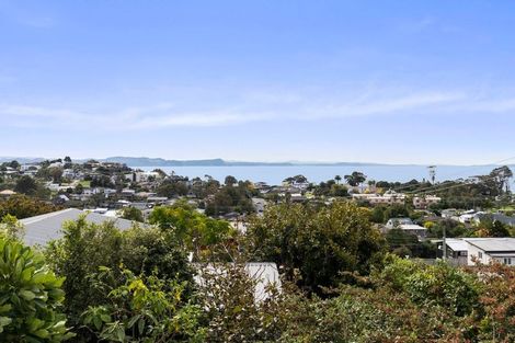 Photo of property in 26 Kauri Road, Stanmore Bay, Whangaparaoa, 0932