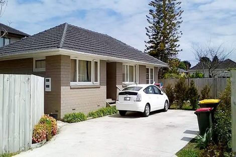 Photo of property in 169a Gray Avenue, Papatoetoe, Auckland, 2024