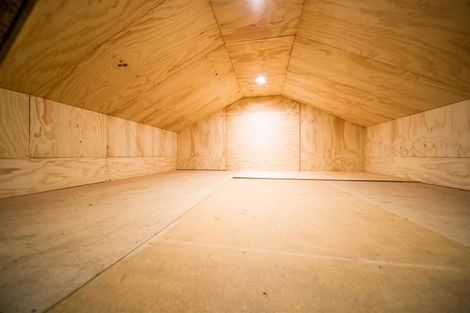 Photo of property in 1 Dingle Street, Lake Hawea, 9382