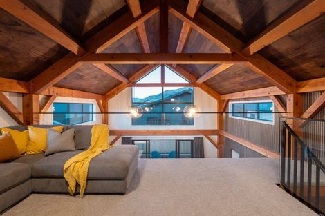 Photo of property in 10 Rushland Road, Jacks Point, 9371