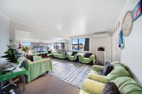 Photo of property in 53 Hokianga Street, Mangere East, Auckland, 2024