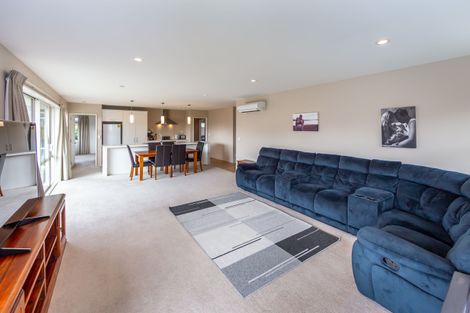 Photo of property in 12 Richmond Avenue, Halswell, Christchurch, 8025