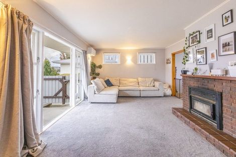 Photo of property in 1/182 Gloucester Street, Taradale, Napier, 4112