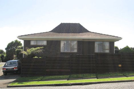 Photo of property in 30a Highland Park Drive, Highland Park, Auckland, 2010
