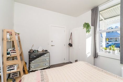 Photo of property in 113 Harbour Terrace, North Dunedin, Dunedin, 9016