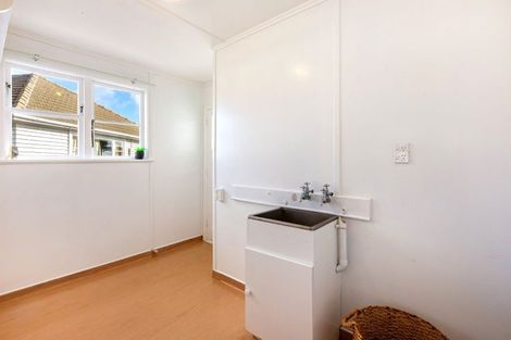 Photo of property in 9 Atiawa Crescent, Waiwhetu, Lower Hutt, 5010