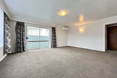 Photo of property in 63 Bledisloe Crescent, Wainuiomata, Lower Hutt, 5014