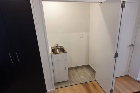 Photo of property in 13 Fancourt Street, Karori, Wellington, 6012