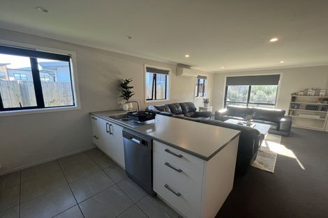 Photo of property in 10 Haddonstone Avenue, Rototuna North, Hamilton, 3210