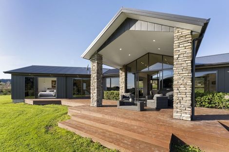 Photo of property in 180 North Manakau Road, Manakau, Levin, 5573