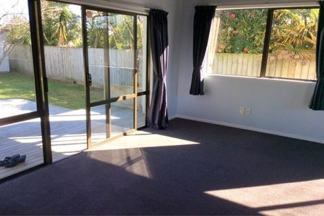 Photo of property in 9a Kimber Grove, Papamoa Beach, Papamoa, 3118