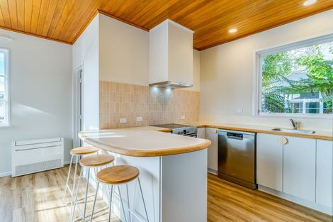 Photo of property in 147 Forbury Road, Saint Clair, Dunedin, 9012