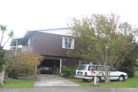 Photo of property in 6 Hibiscus Grove, Maungaraki, Lower Hutt, 5010