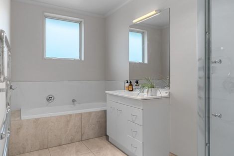 Photo of property in 43 Kedge Drive, Mangawhai, 0505