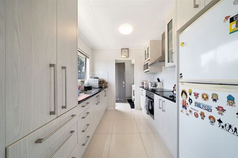 Photo of property in 76 Wickman Way, Mangere East, Auckland, 2024