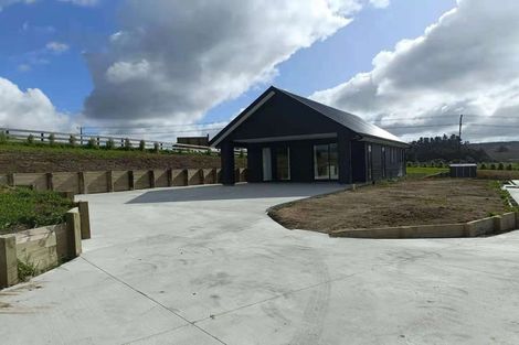 Photo of property in 9 Wake Road, Coatesville, 0793