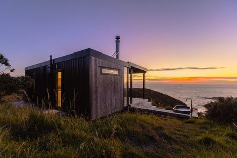 Photo of property in 74 Te Wai Komaru Way, Makara, Wellington, 6972