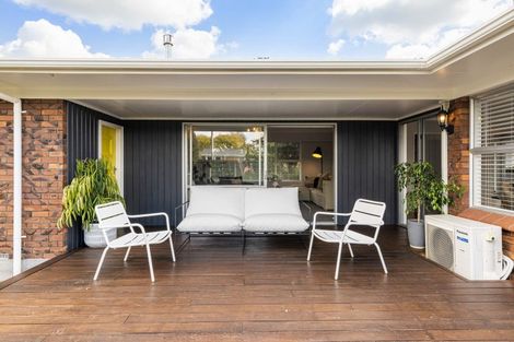 Photo of property in 82 Williams Street, Cambridge, 3434