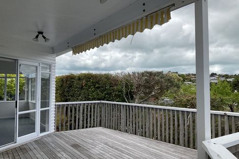 Photo of property in 22a Knightsbridge Drive, Forrest Hill, Auckland, 0620